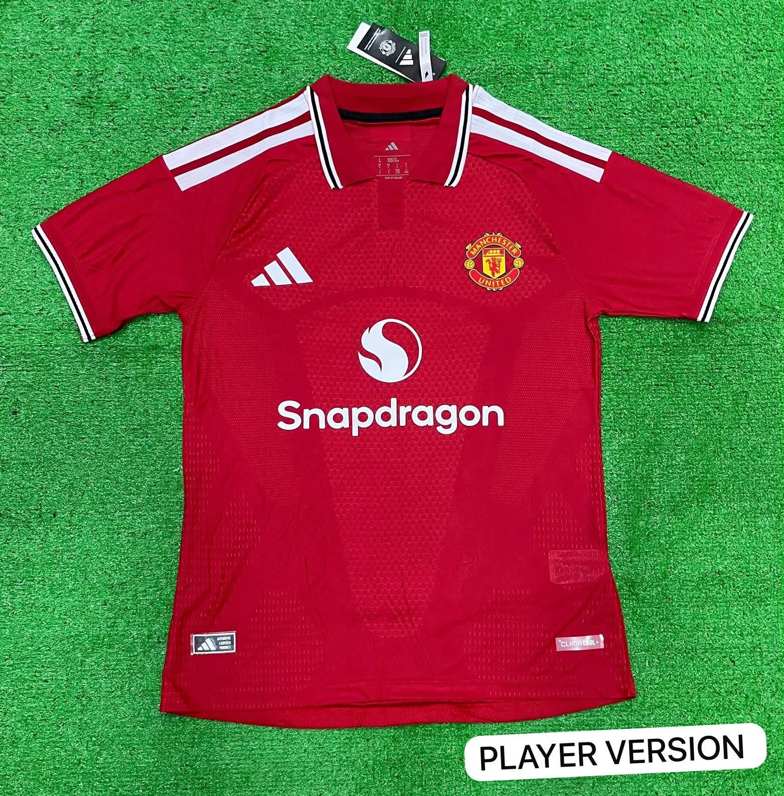 MANCHESTER UNITED SPECIAL EDITION JERSEY & SHORTS SET ⚽